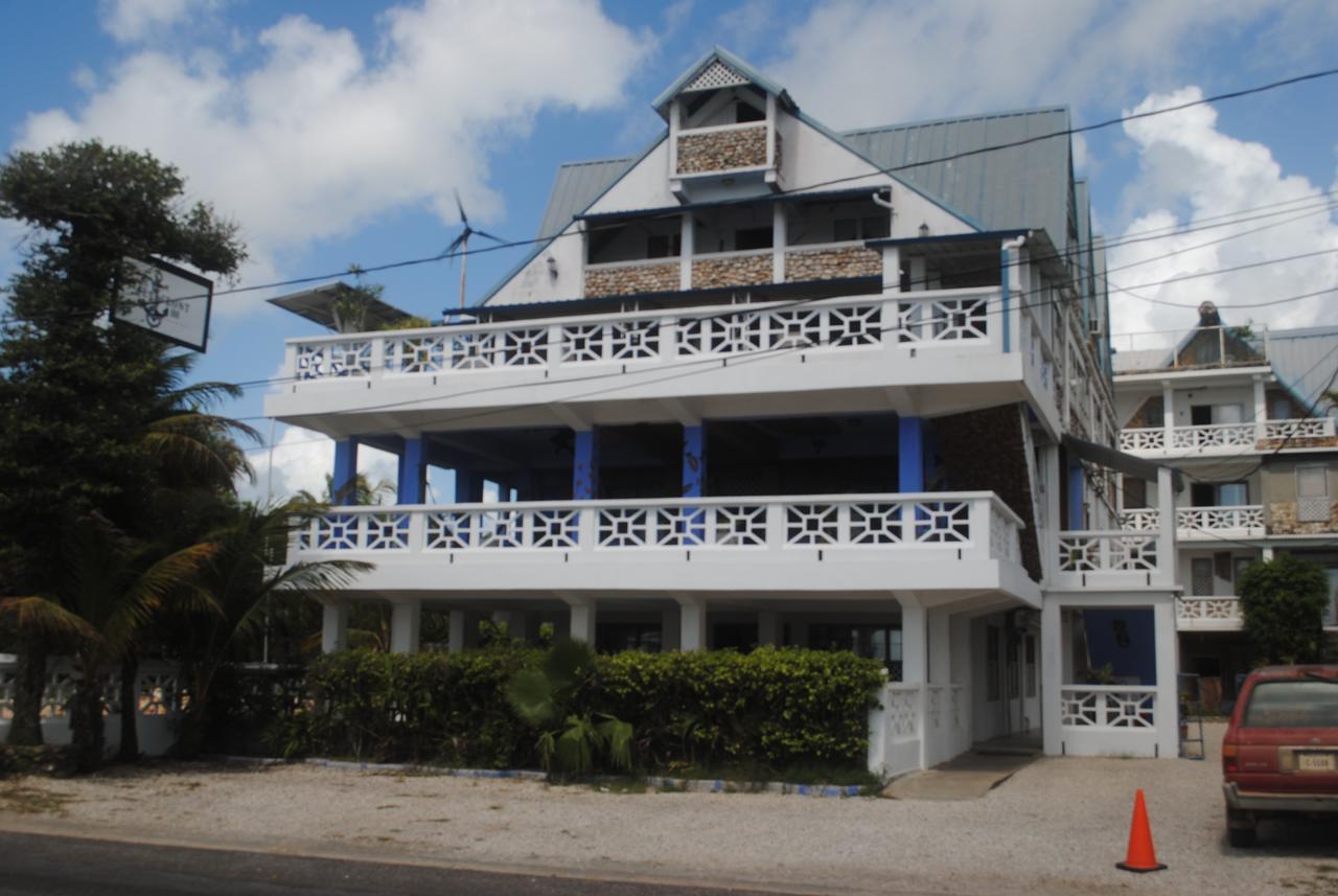 The Sea Front Inn プンタ・ゴーダ エクステリア 写真