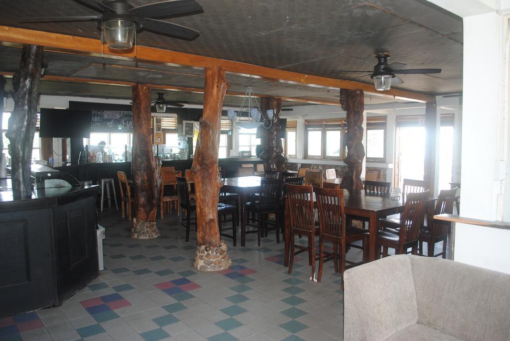 The Sea Front Inn プンタ・ゴーダ エクステリア 写真