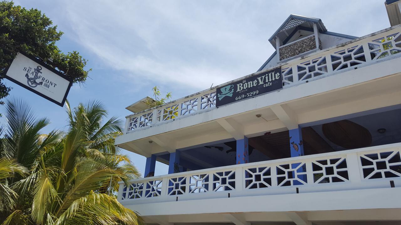 The Sea Front Inn プンタ・ゴーダ エクステリア 写真