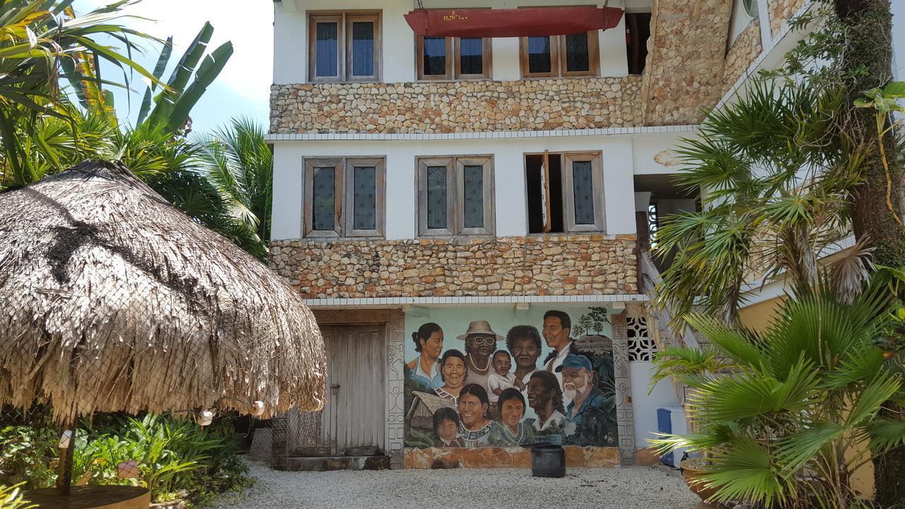 The Sea Front Inn プンタ・ゴーダ エクステリア 写真